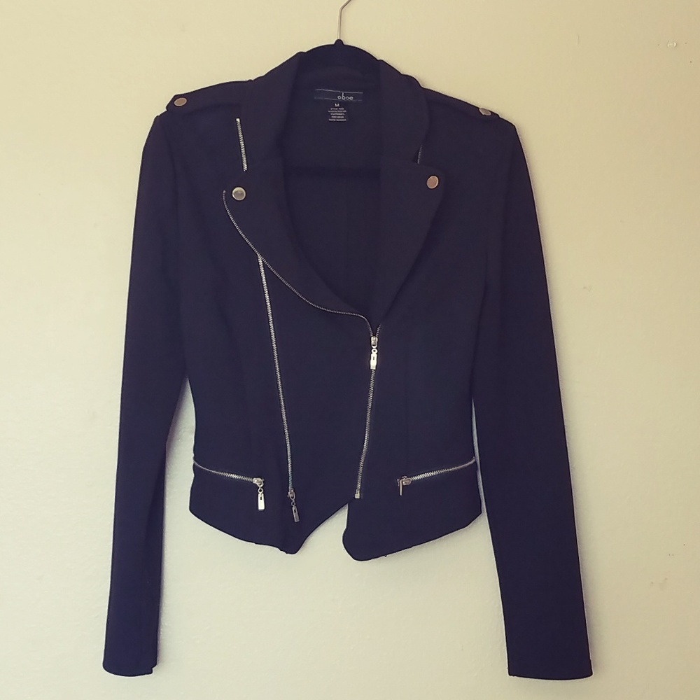 Side zip blk and gold fitted jacket